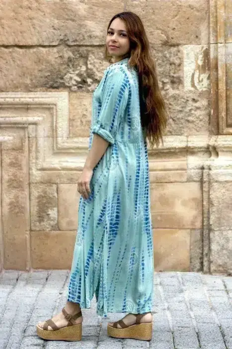 Alternative view of Vestido Varanasi